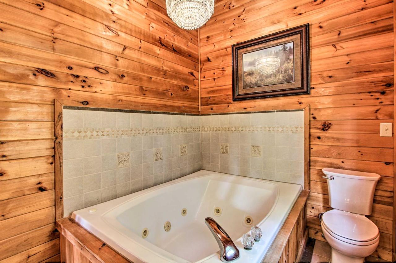 Pigeon Forge Scenic Solitude With Private Hot Tub! 外观 照片
